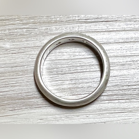 Vintage Designer Brushed Sterling Silver Flush Gemstone Band Ring, Size 9, 6.3g - Picture 5 of 9